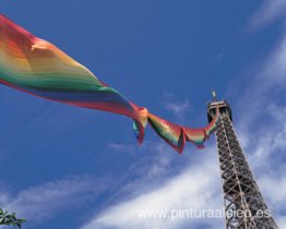 Proyecto de la Torre Eiffel Arcoíris de 300 metros, París