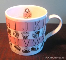 Taza del alfabeto Wedgwood