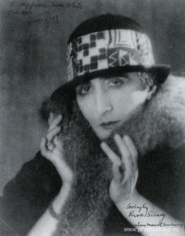 Rrose Selavy alias Marcel Duchamp